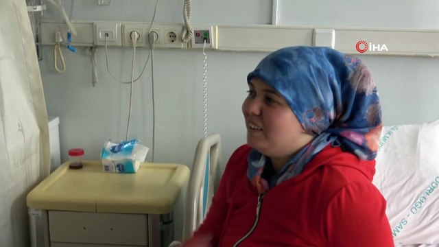 Ayna yöntemiyle tersine ameliyat...İç organları ters olan kadının ameliyat ile böbreğinden 30 adet taş çıkarıldı