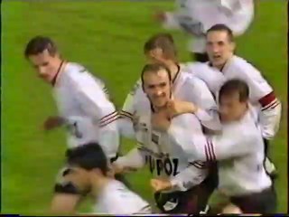 1997-98 - J32 - ROUXEL L -RENNES-EAG 1-2