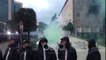 RTV Ora -  Protesta e opozitës, fishekzjarre dhe tymuese drejt policisë