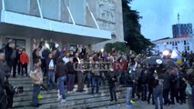 Report TV - 4 orë tensione para kryeministrisë e parlamentit, mbyllet protesta e opozitës