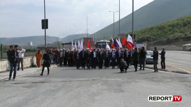 Report TV -Kukës, përkujtohet 20-vjetori i eksodit të kosovarëve