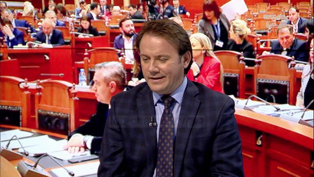 Top Talk/ Me LSI apo PS?! Ja cili do të jetë pozicioni politik i Ralf Gjonit