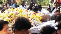 Ajay Devgn's father Veeru Devgan last rites performed in Mumbai, Watch video | FilmiBeat