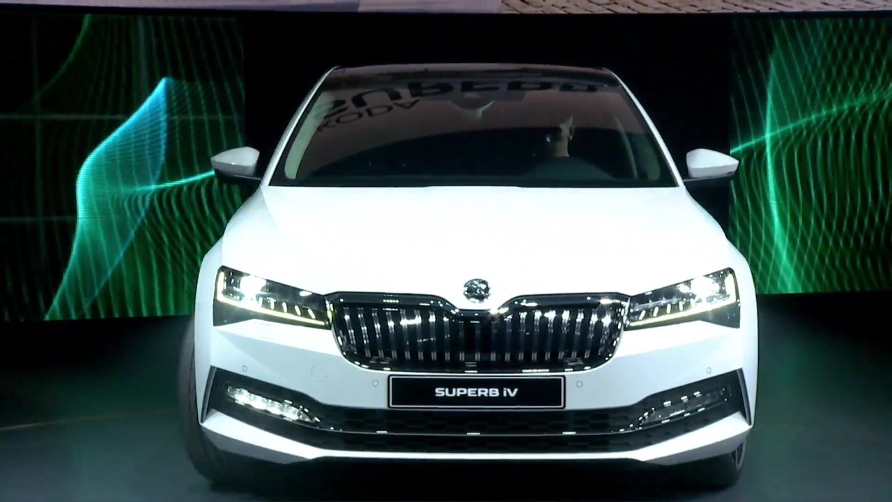 Die elektrifizierten SUPERB iV und CITIGOe iV sind da