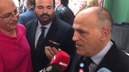 Javier Tebas pone por las nubes al Valencia CF