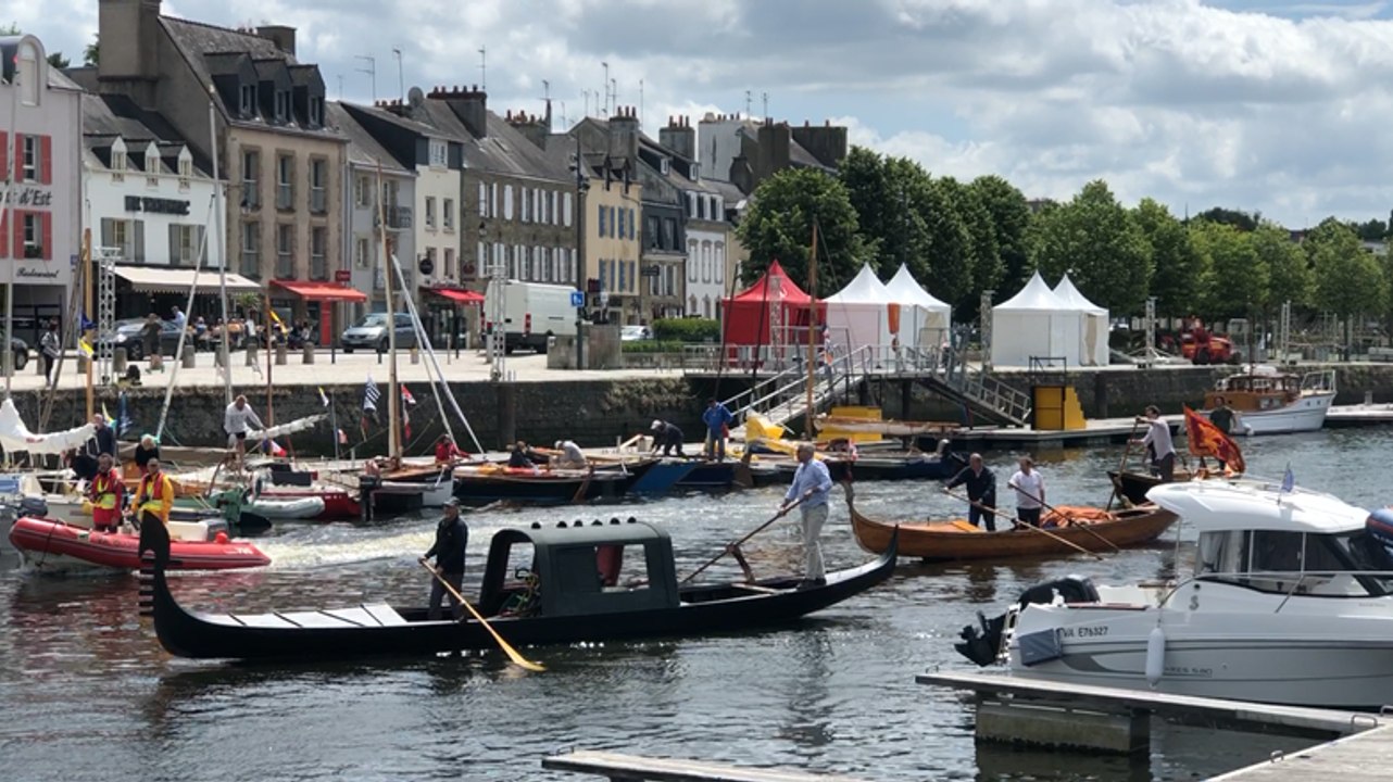 Les bateaux vénitiens arrivée au port de Vannes