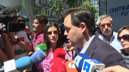 Francisco Núñez cree necesario "reconstruir el centro-derecha"