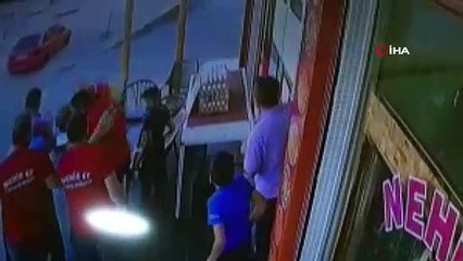 Pompalı magandaların hedefi olan yaşlı adamın vurulma anı kamerada