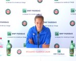 Roland-Garros - Trotinette, Federer, Henin : qui est Diane Perry, victorieuse d'un match à 16 ans