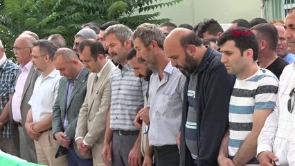 KOCAELİ Yol kavgasında öldürülen genç toprağa verildi