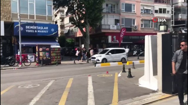 Pendik’de trafikte terör estiren lüks araçlı maganda yakalandı