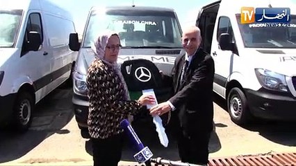 تسليم 278 شاحنة متعددة المهام من علامة مرسيدس المصنعة بالجزائر