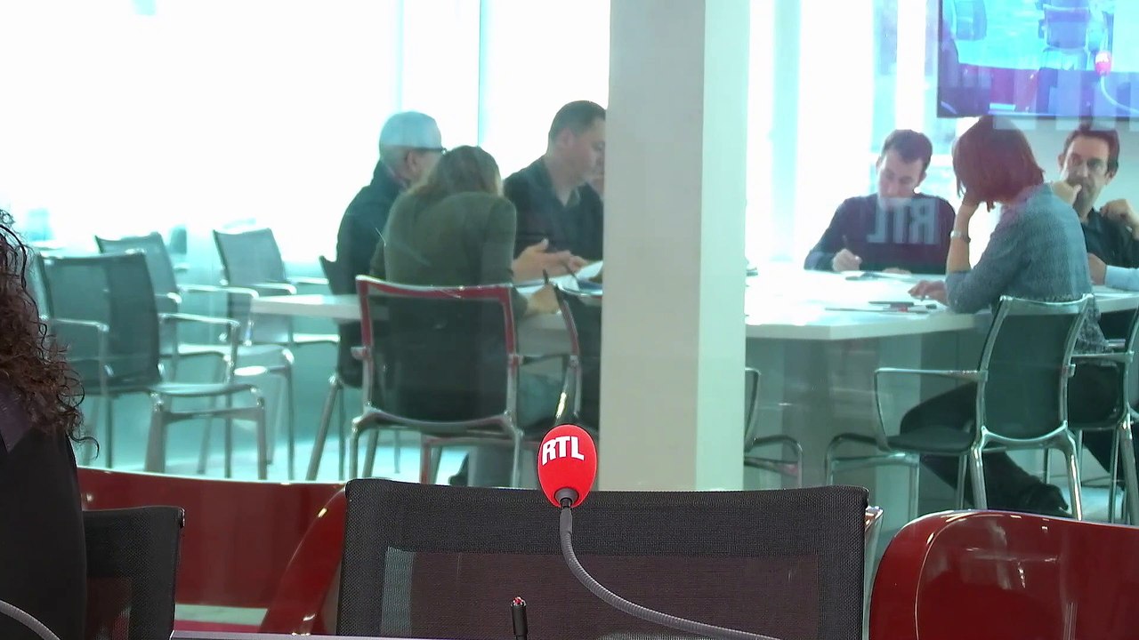 Européennes 2019 : ni "triomphe" pour Le Pen, ni "désastre" pour Macron, estime Alain Duhamel