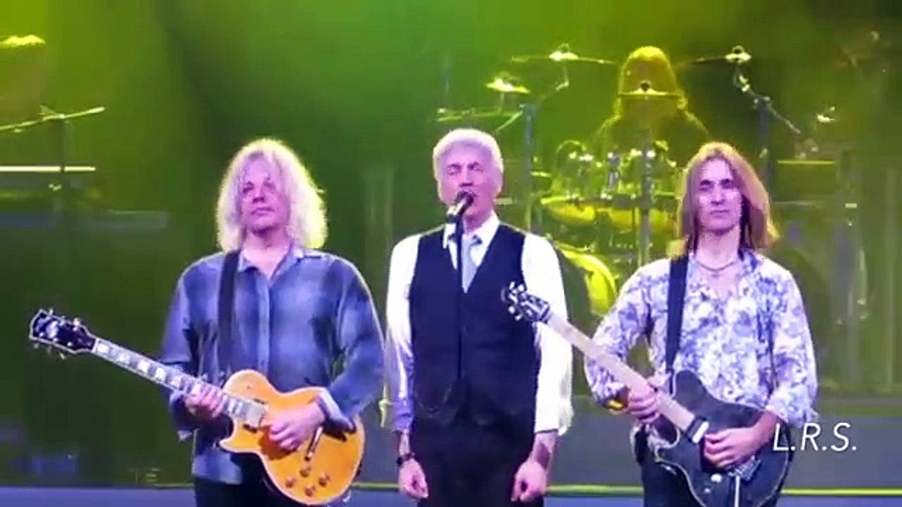 Mr. Roboto Live 1998