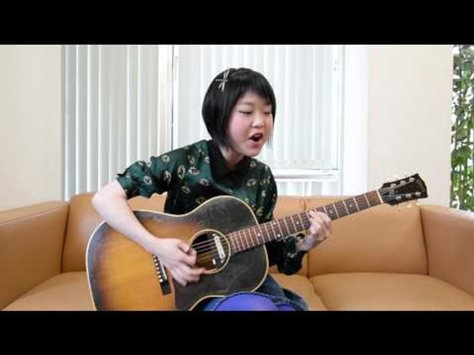 Rei performs "Black Banana" LIVE for Hello Asia in Toyko