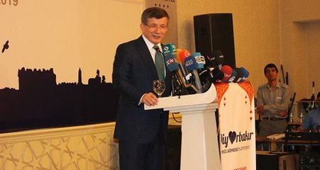 Ahmet Davutoğlu "Parti Kuracak mısınız?" Sorusuna Yanıt Verdi