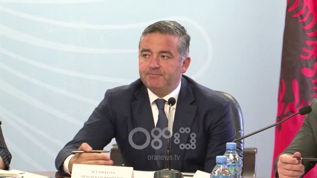 RTV Ora - Klosi ndan detyrat për sezonin veror: Më shumë kontrolle nga Drejtoria e Tatimeve