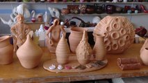 Në Shtëpinë Tonë/ Shikoni se si i riu nga Shkodra e kthen qeramikën në art