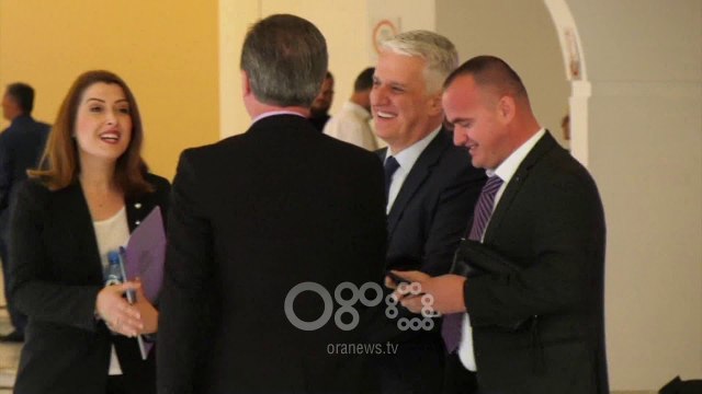 RTV Ora - Orët e fundit për PD-LSI, 21 prilli afati për regjistrimin e partive në zgjedhjet vendore