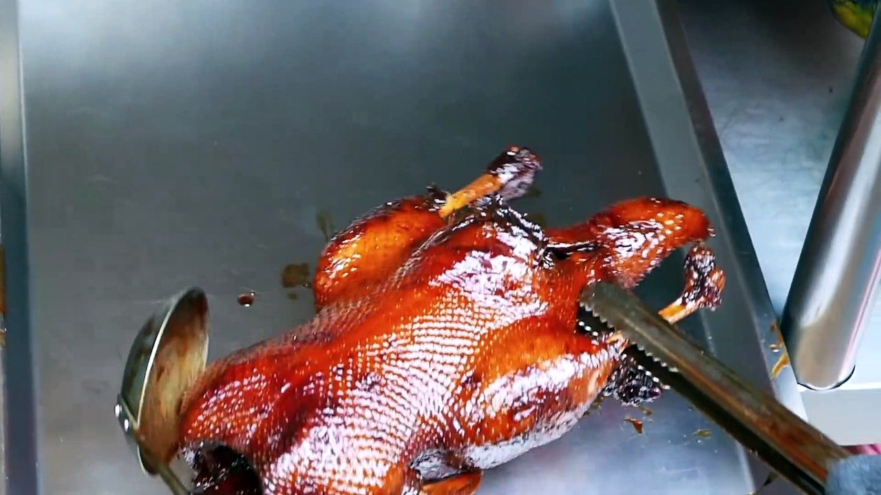 Street Food Market Discovery | Taiwanese Street Food - CARAMEL DUCK Kaohsiung Night Market Taiwan