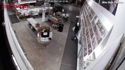 Thief Steals Over $42,000 Worth of Comics from Comic Book Store