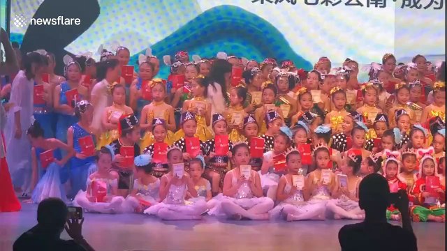 Chinese teenager killed after theatre stage collapses during dance audition