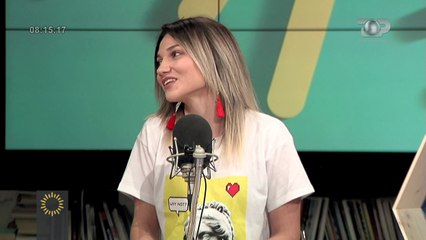 Wake Up/ Kristina Rexhaj, arkitektja që riciklon orenditë përmes artit