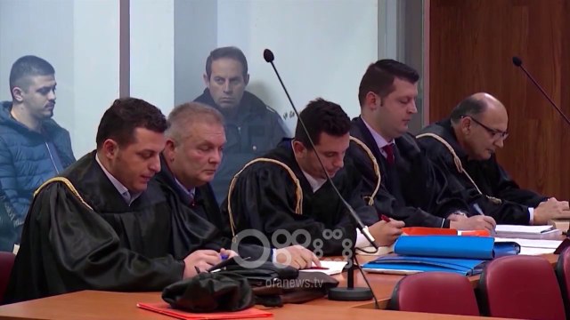 RTV Ora - Dosja e Klement Balilit 1100 faqe, shtyhet seanca për Eskobarin e Ballkanit