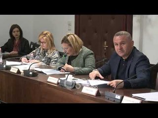 RTV Ora - Hysi: Përmbaruesit të mos marrin pjesë në politikë