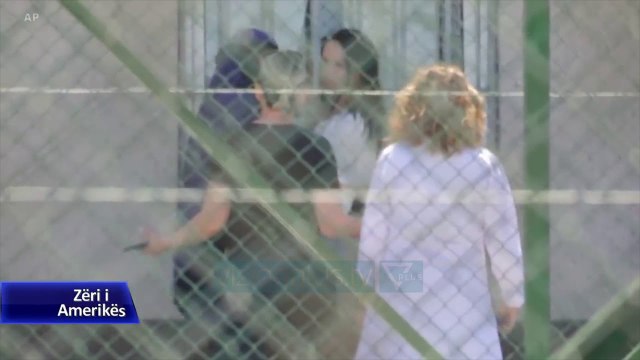 Gjykata lë në arrest shtëpie 10 prej grave të kthyera nga Siria - News, Lajme - Vizion Plus