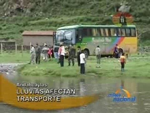 LLUVIAS AFECTAN TRANSPORTE - ANDAHUAYLAS