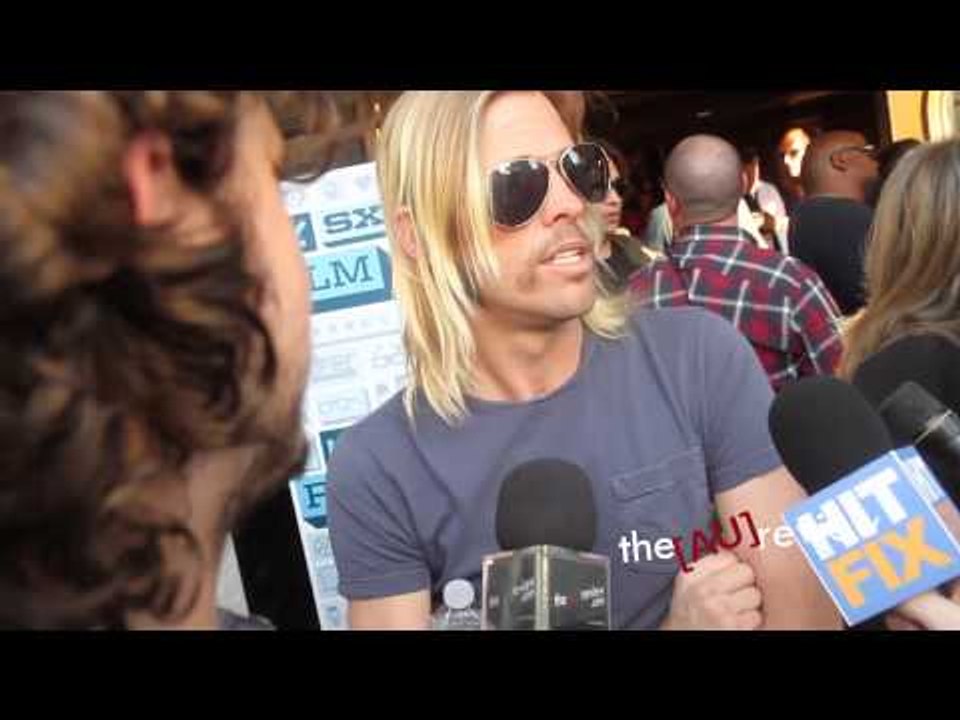 Sound City Players: Taylor Hawkins (Foo Fighters) - Red Carpet Interview at SXSW.