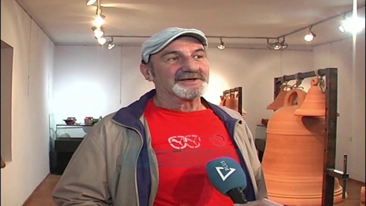 100 këmbana qeramike zbukurojnë Korçën - News, Lajme - Vizion Plus