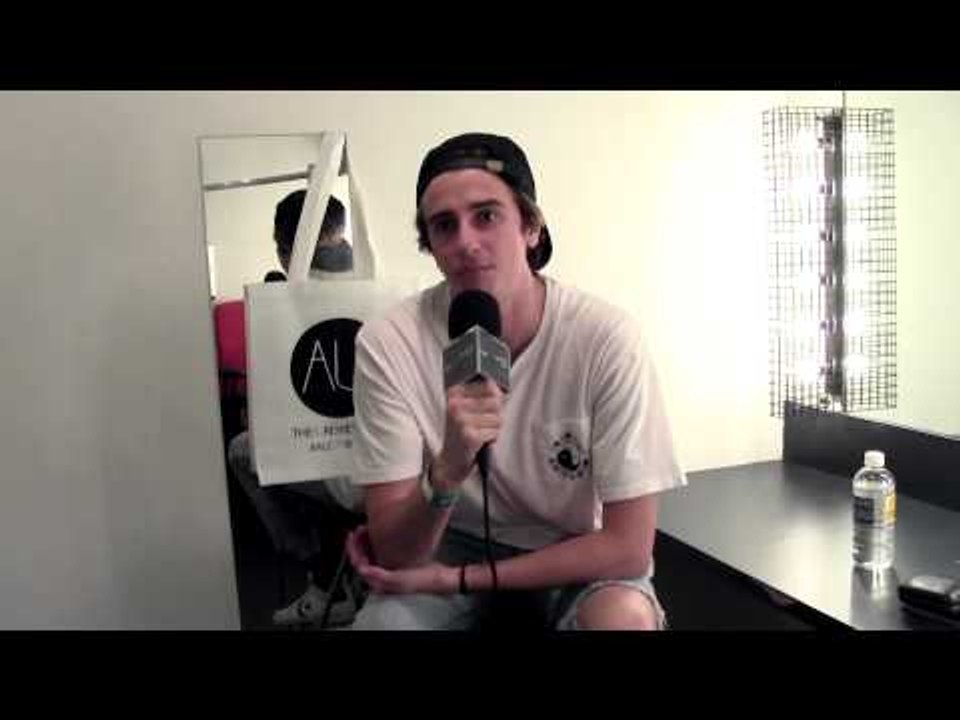 Interview: Alex Wall talks Bleeding Knees Club and Wax Witches at BIGSOUND