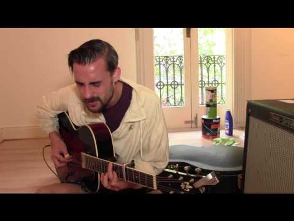 LIVE: Robert Ellis "Only Lies" on the AU sessions