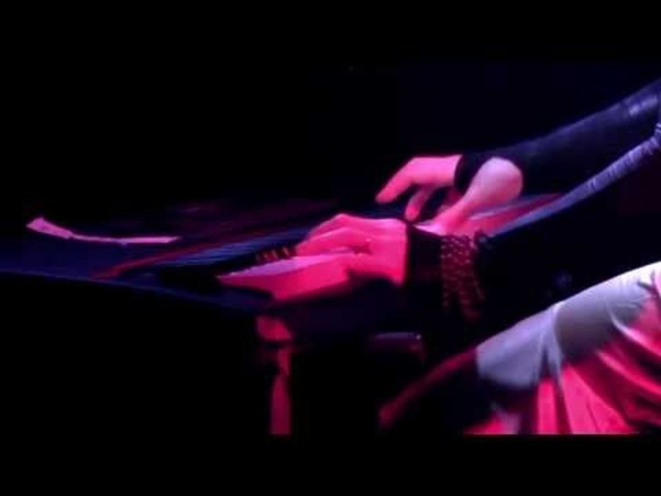 Amanda Palmer at Sydney Festival: The Bed Song (LIVE, January 2014)