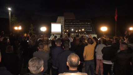 U shënua 20 vjetori i vrasjes së 70 martirëve të fshatit Korenicë-Lajme