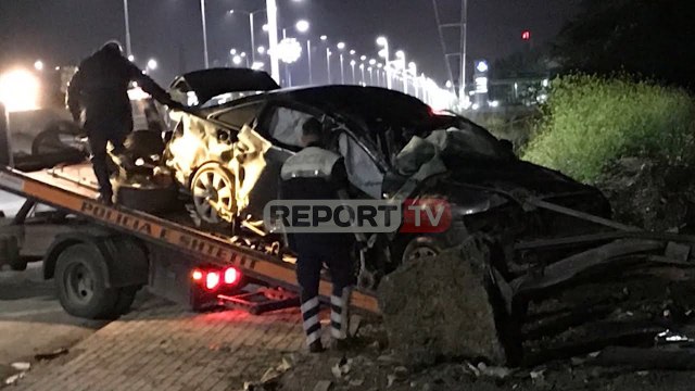 Report TV - Aksident tragjik në Tapizë/ Humbin jetën dy persona, plagosen dy të tjerë