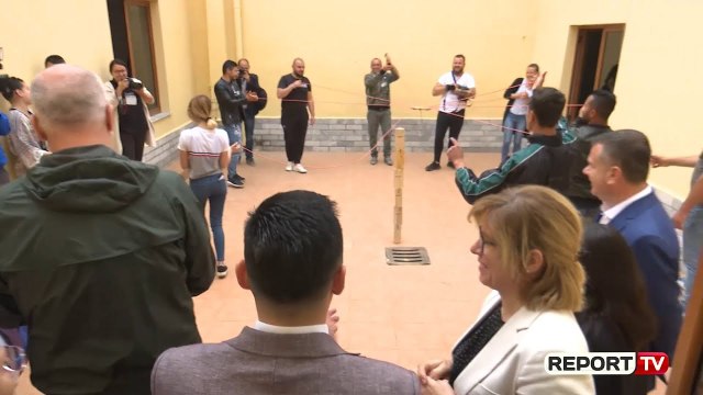 Elbasan, Rama takim me kursantët: Për çfarë keni ardhur këtu për të luajtur apo për të mësuar?