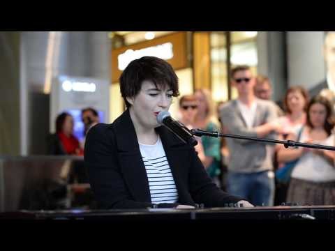 LIVE: Megan Washington performs Begin Again at Westfield Sydney
