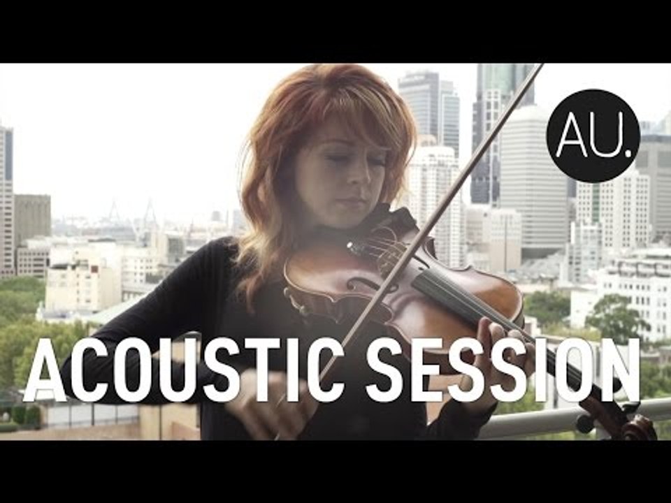 Lindsey Stirling "Shatter Me" - Live on a balcony in Sydney, Australia