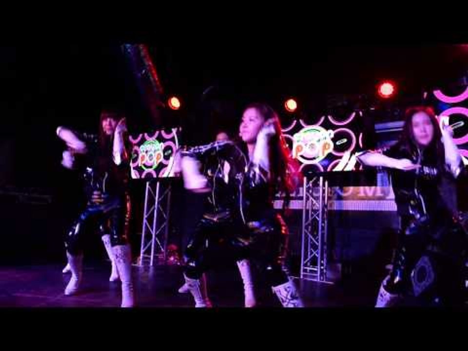 Crayon Pop debuts "FM" at K-Pop Night Out at SXSW 2015