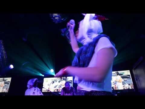 EE performing LIVE at K-Pop Night Out at SXSW 2015