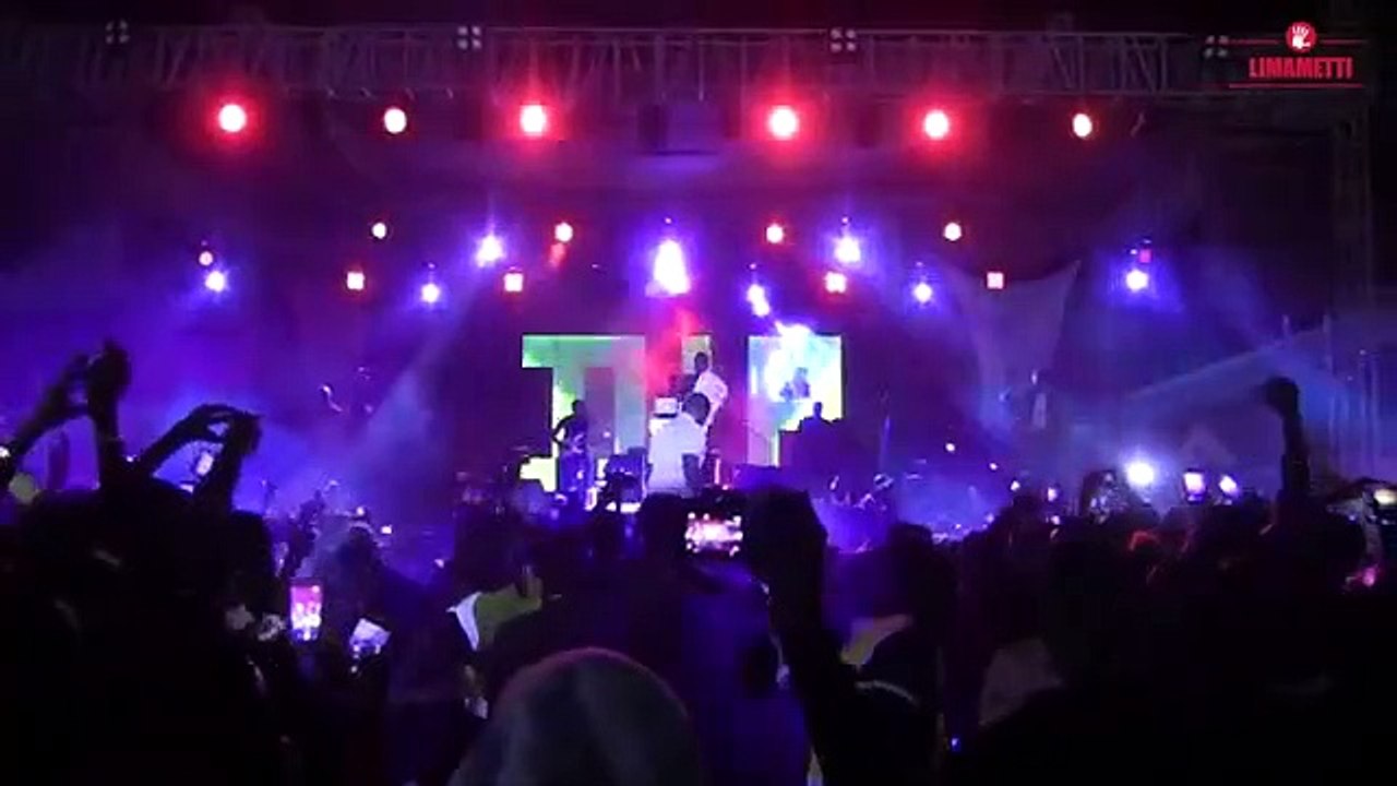 L entrée spectaculaire et mystique  de DIP au Cices! Un concert en sons et lumières