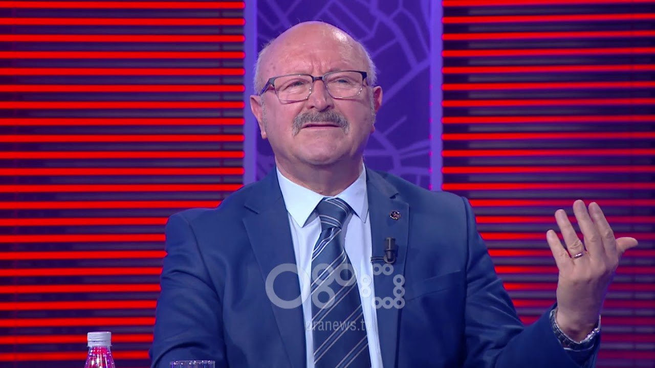 Tempora - Karikaturat, Kapexhiu: Kam marrë edhe kërcenime