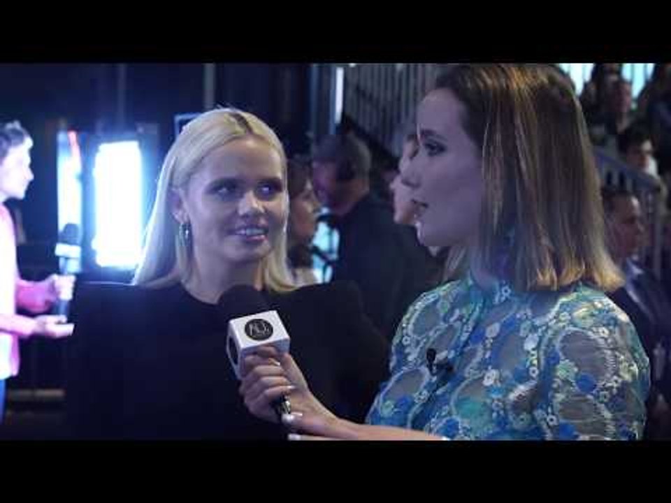 ARIAs 2018: ALLI SIMPSON is LOVING 5SOS’s “Youngblood”