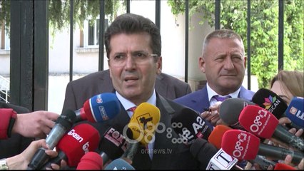 RTV Ora – Aleatët e PD-së 1 orë takim me Metën, Mediu: Presidenti në të njëjtën gjatësi vale me ne