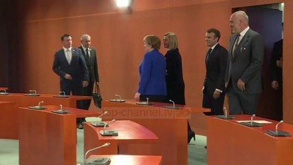 Kosova u zhgënjye në Berlin, mediet gjermane: Macron nuk do heqjen e vizave