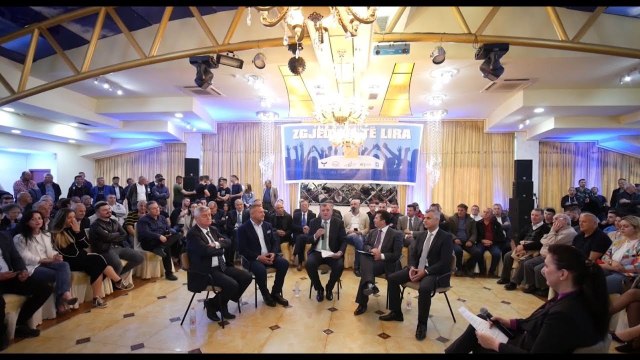 RTV Ora - Aleatët e PD-se nisin takimet me qytetarët thirrje për tu bashkuar në protesten e 11 majit