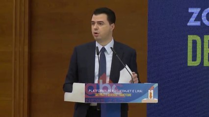 Shqipëri, opozita bllokon 12 qarqe